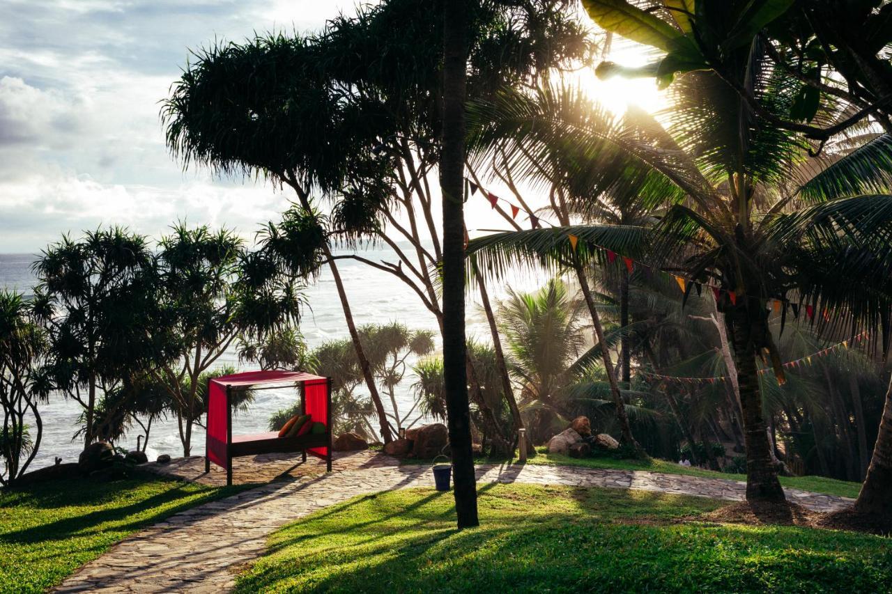 Utmt - Underneath The Mango Tree Spa & Beach Resort Dikwella Exterior foto